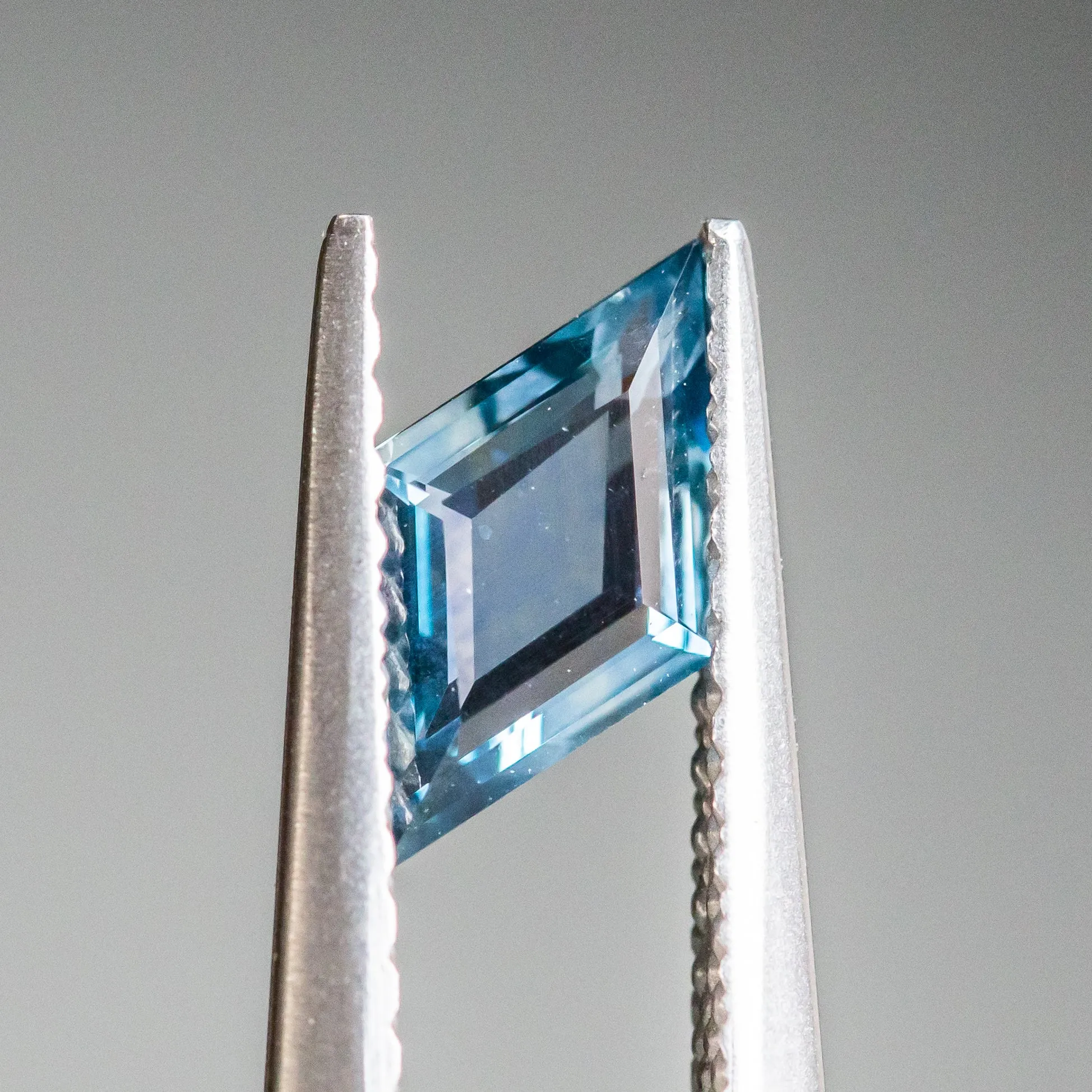 0.58CT LOZENGE KITE MONTANA SAPPHIRE, WATERCOLOR BLUE, 8.91X5.10MM