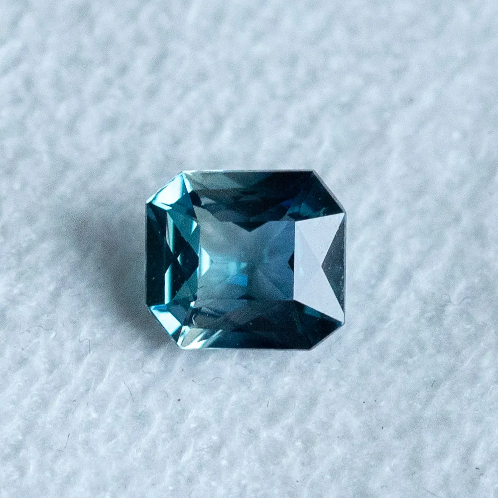 1.25CT RADIANT CUT MADAGASCAR TEAL BLUE PARTI SAPPHIRE, 6.68X6.04X3.48MM