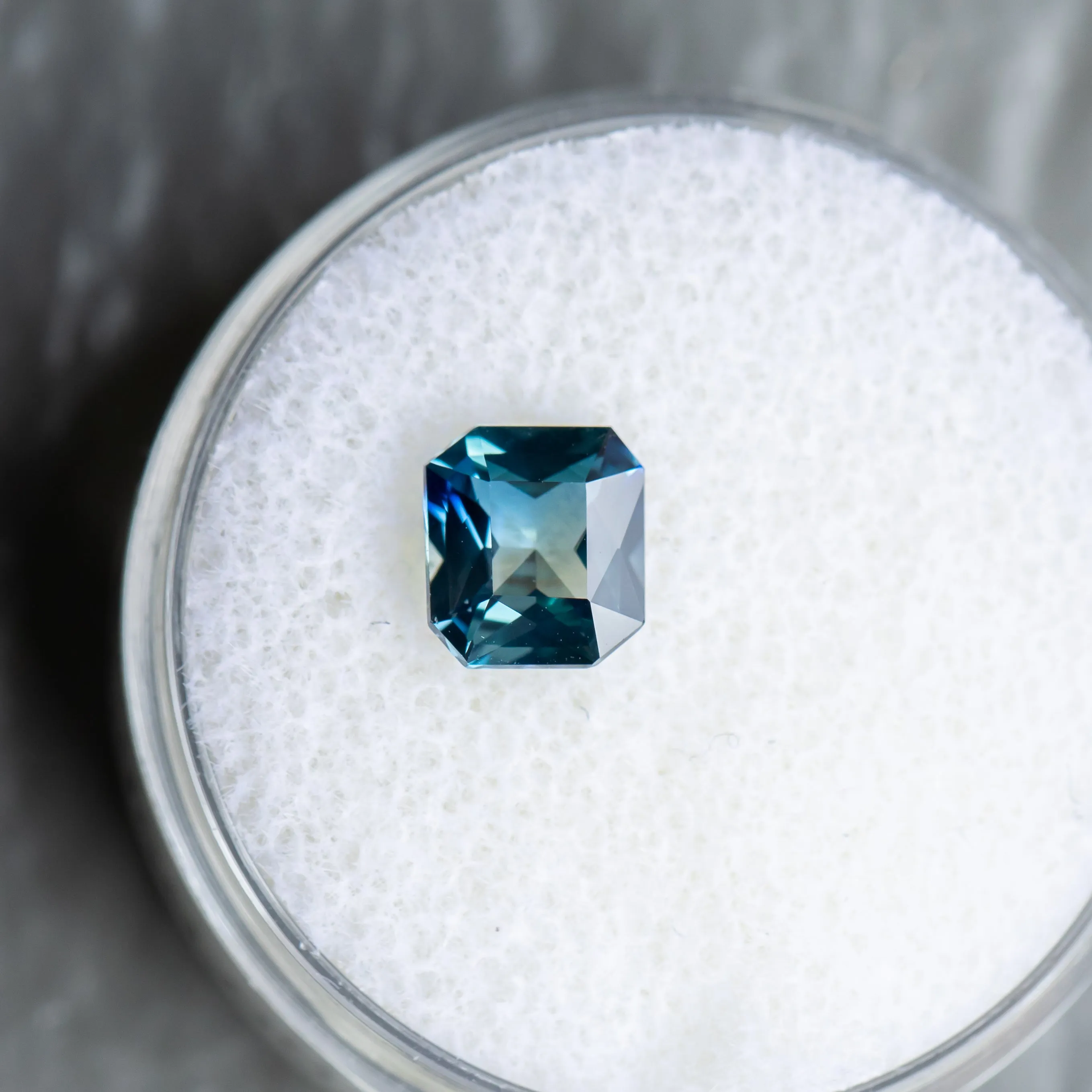 1.25CT RADIANT CUT MADAGASCAR TEAL BLUE PARTI SAPPHIRE, 6.68X6.04X3.48MM