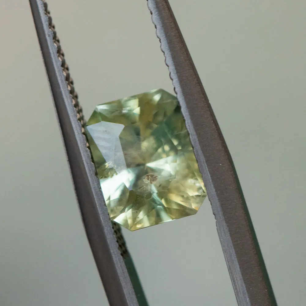 1.75CT RADIANT CUT MONTANA SAPPHIRE, PARTI GREEN YELLOW BLUE, 7.6X5.8MM