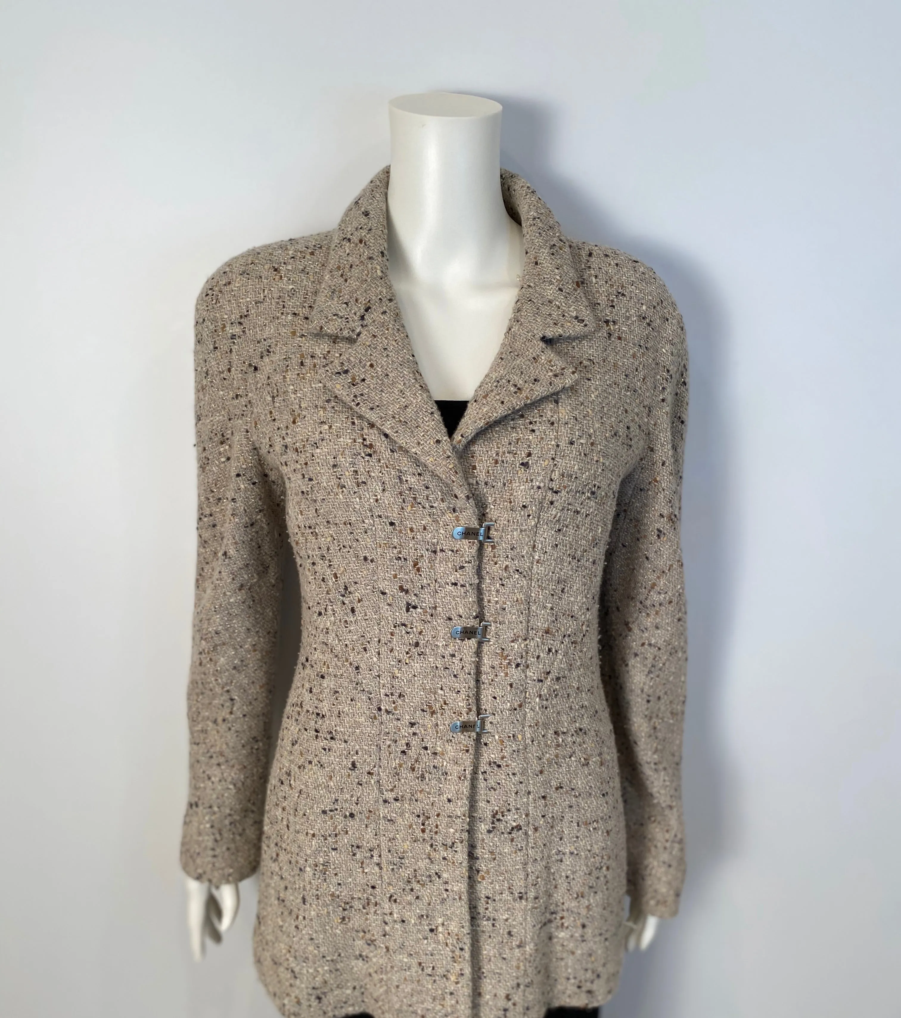 Chanel vintage 99A, 1999 Fall Brown Tweed Long Jacket subtle sparkle FR 40 US 6/8