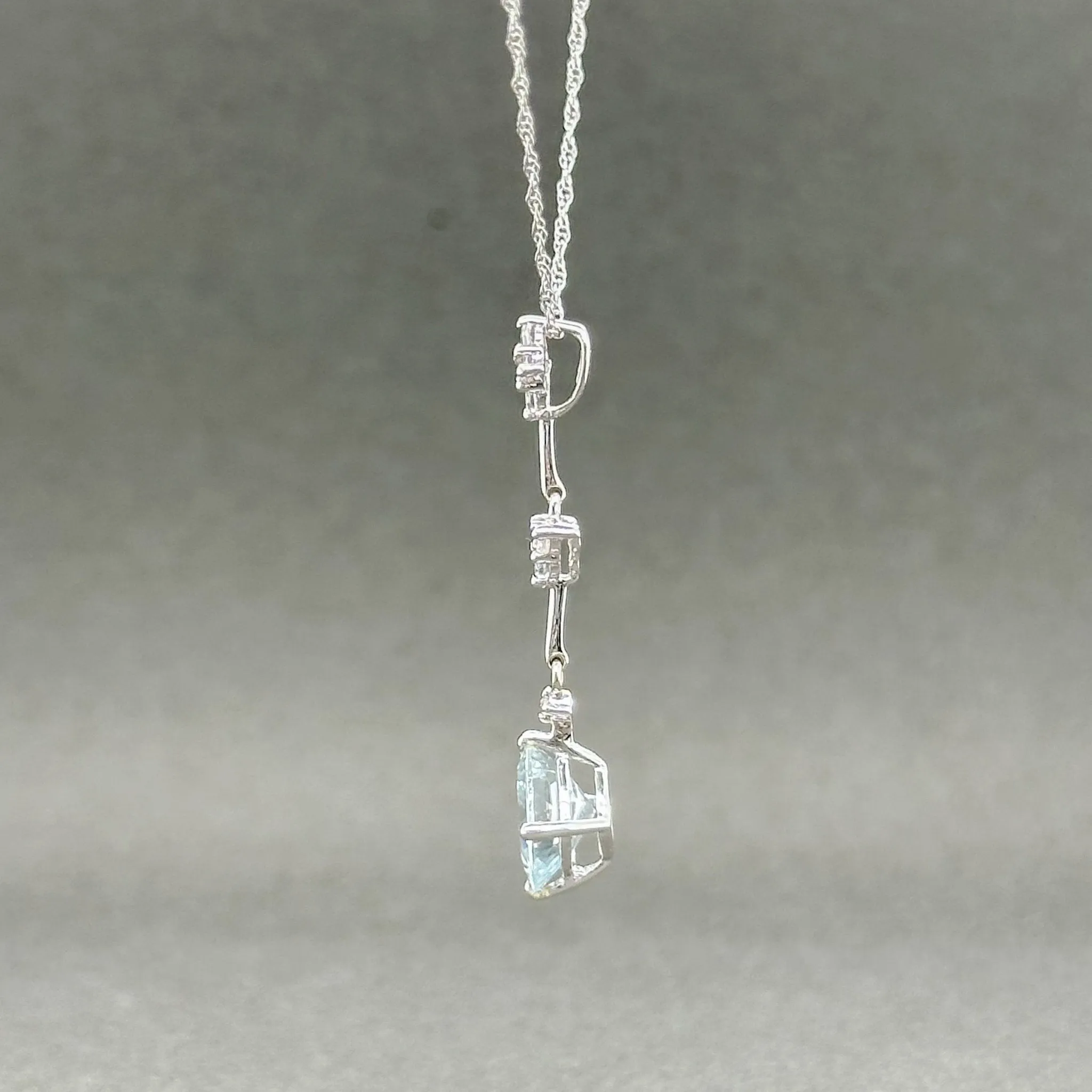 Estate 14K W Gold 1.23ct Aquamarine & 0.15ctw Sapphire Pendant