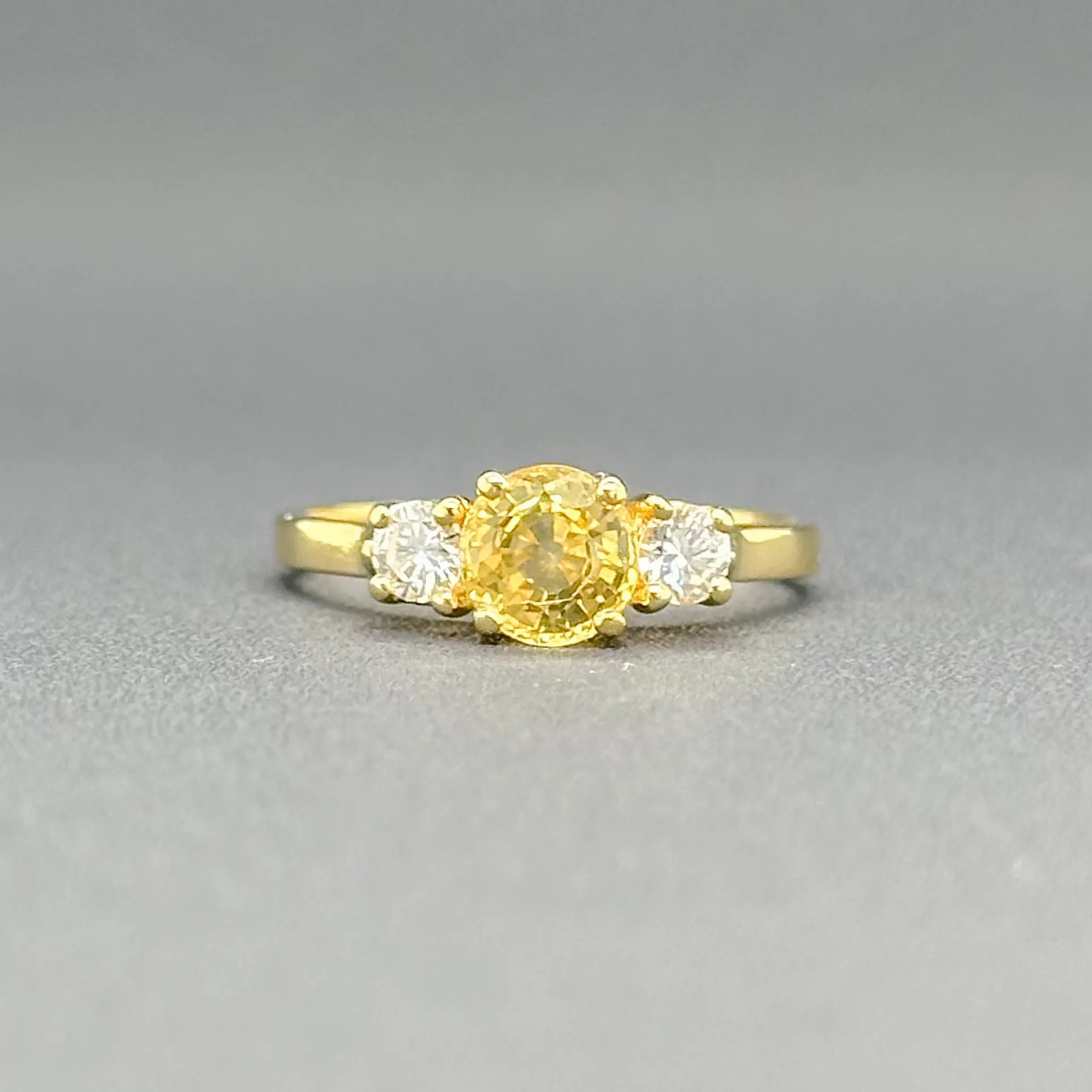 Estate 18K Y Gold 1.12ct Yellow Sapphire & 0.31ctw G/SI1 Diamond Ring