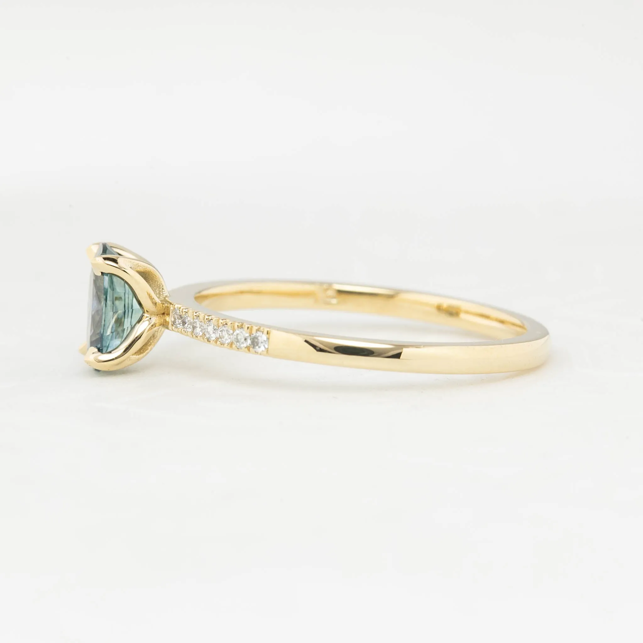 Maria Ring 0.82ct Blue Montana Sapphire 14k Yellow Gold (One of a kind)